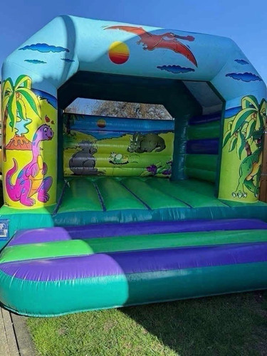 Inflatable bouncy castle - inflatable,
