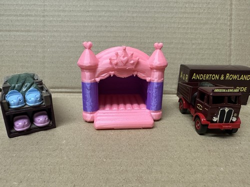 Custom made bouncy castle - made,
