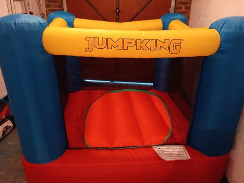 Bouncy castle jumpking with - bouncy,